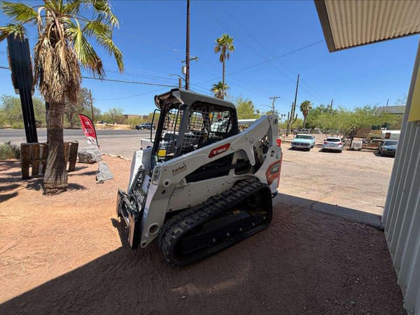 Bobcat T650 Equipment Image0
