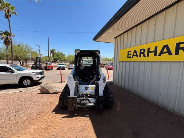 Image of Bobcat T650 equipment image 2