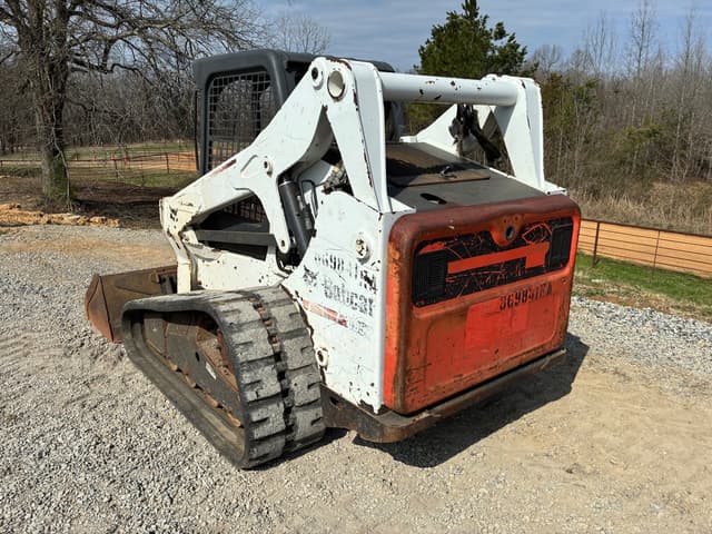 Image of Bobcat T650 equipment image 4