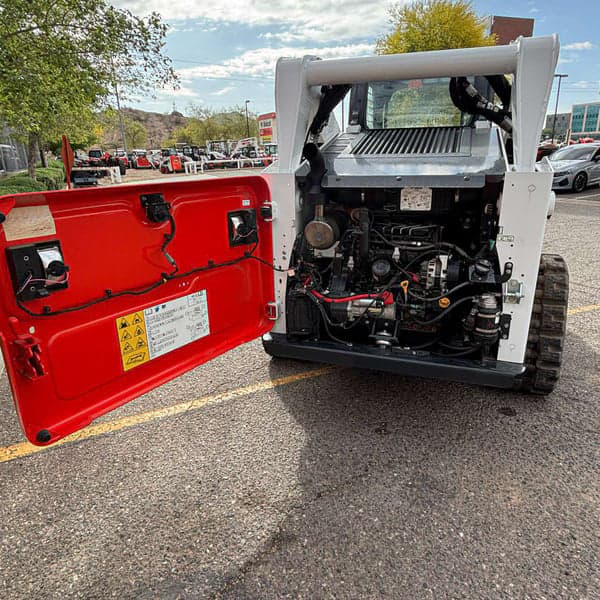 Image of Bobcat T650 equipment image 4
