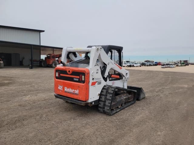 Image of Bobcat T650 equipment image 4