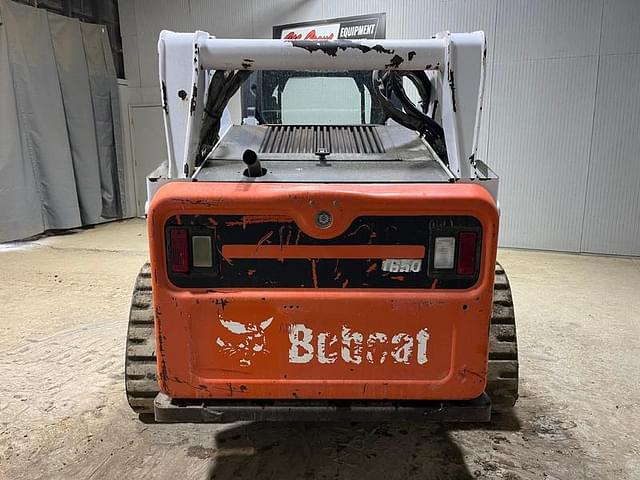 Image of Bobcat T650 equipment image 3