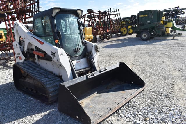 Image of Bobcat T650 equipment image 2