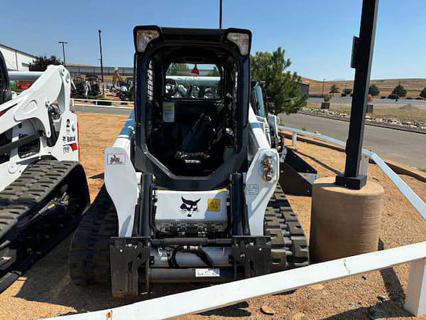 Image of Bobcat T650 equipment image 2