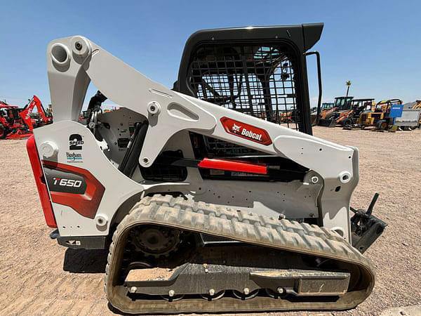 Image of Bobcat T650 equipment image 1