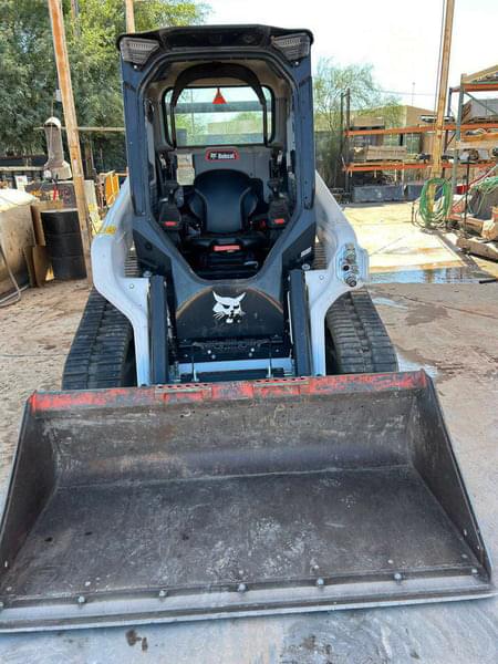 Image of Bobcat T66 equipment image 2