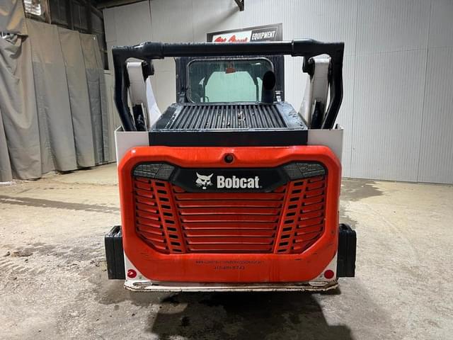 Image of Bobcat T66 equipment image 3