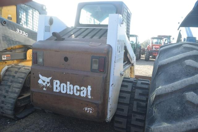 Image of Bobcat T200 equipment image 1