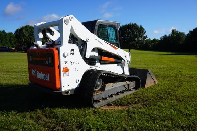 Image of Bobcat T740 equipment image 2
