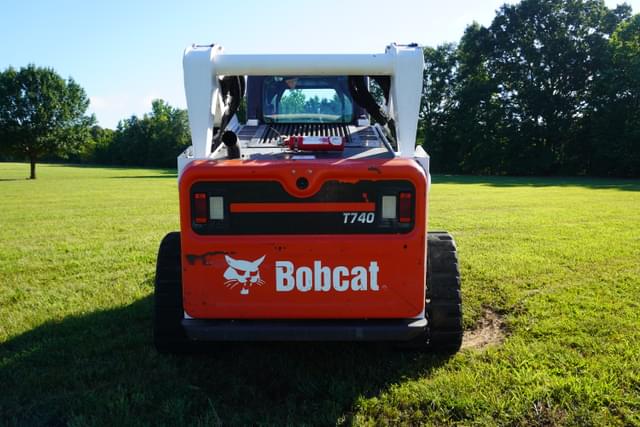 Image of Bobcat T740 equipment image 3