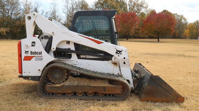 Image of Bobcat T740 equipment image 3