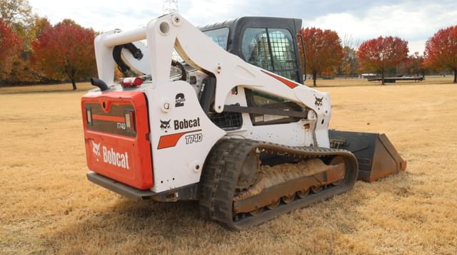 Image of Bobcat T740 equipment image 4