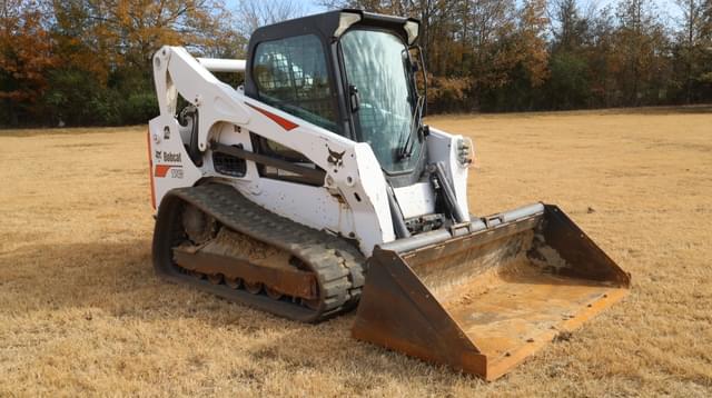 Image of Bobcat T740 equipment image 2