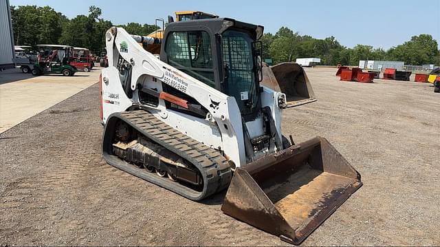 Image of Bobcat T740 equipment image 1