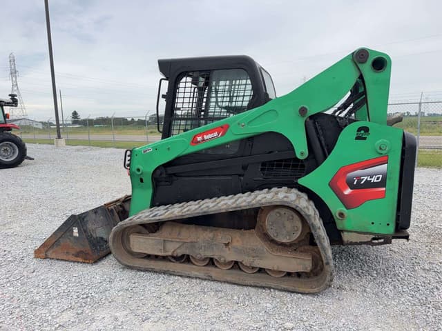 Image of Bobcat T740 equipment image 3