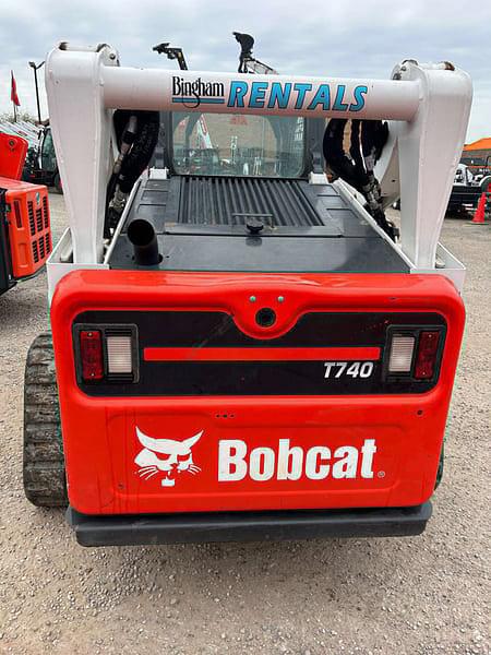 Image of Bobcat T740 equipment image 3