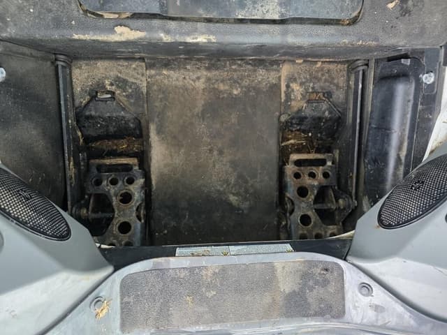 Image of Bobcat T740 equipment image 4