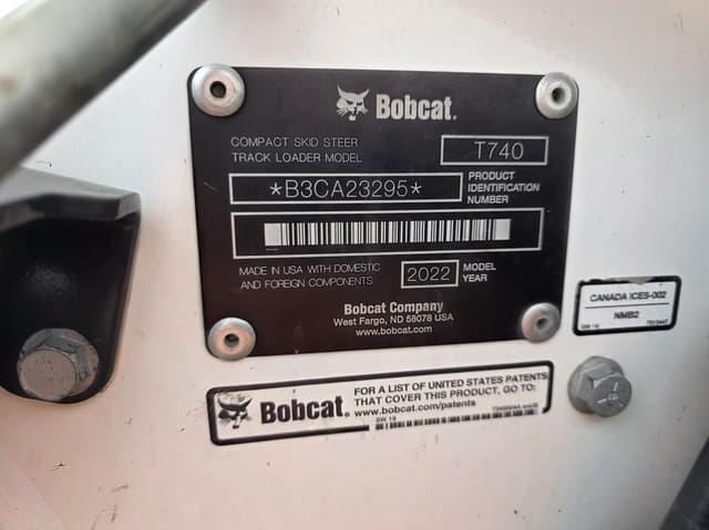 Image of Bobcat T740 equipment image 3