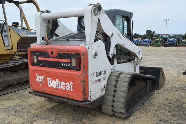 Image of Bobcat T750 equipment image 2