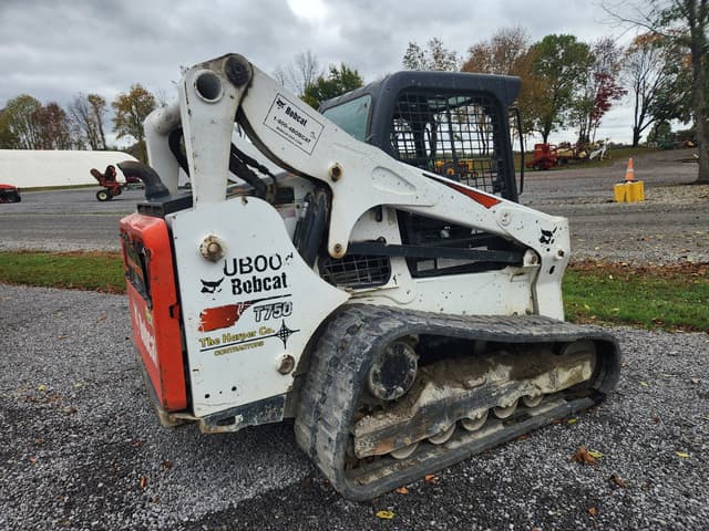Image of Bobcat T750 equipment image 3