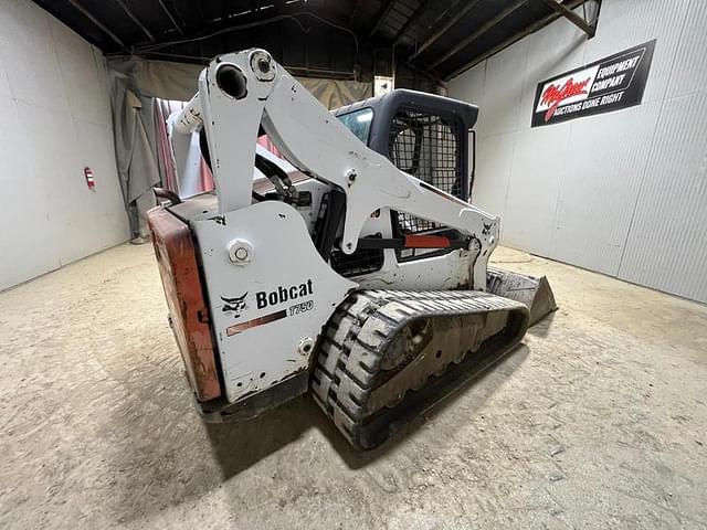 Image of Bobcat T750 equipment image 4
