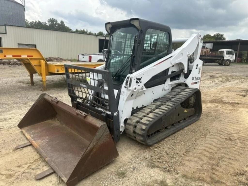 Bobcat T750 Equipment Image0