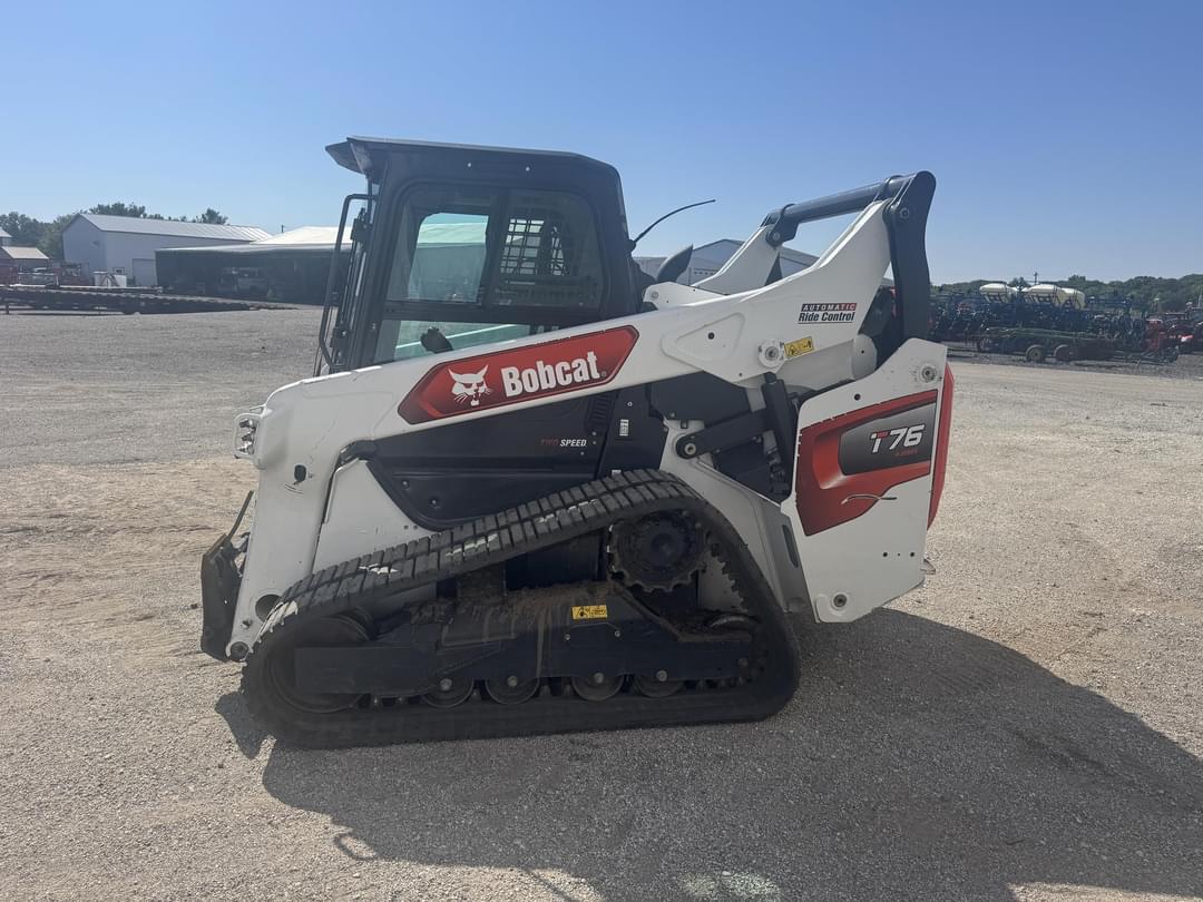 Image of Bobcat T76 Image 1