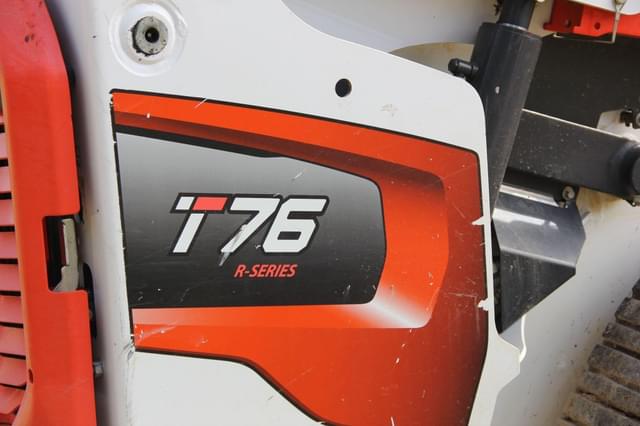 Image of Bobcat T76 equipment image 3