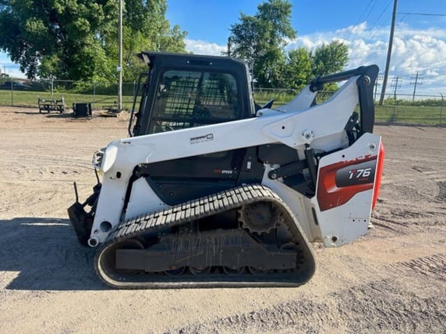 Image of Bobcat T76 equipment image 1