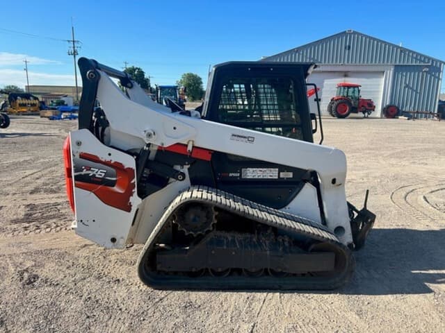 Image of Bobcat T76 equipment image 3