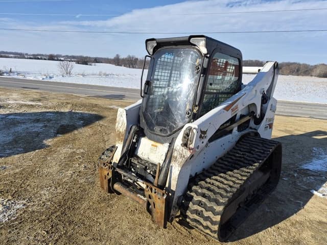 Image of Bobcat T770 equipment image 2