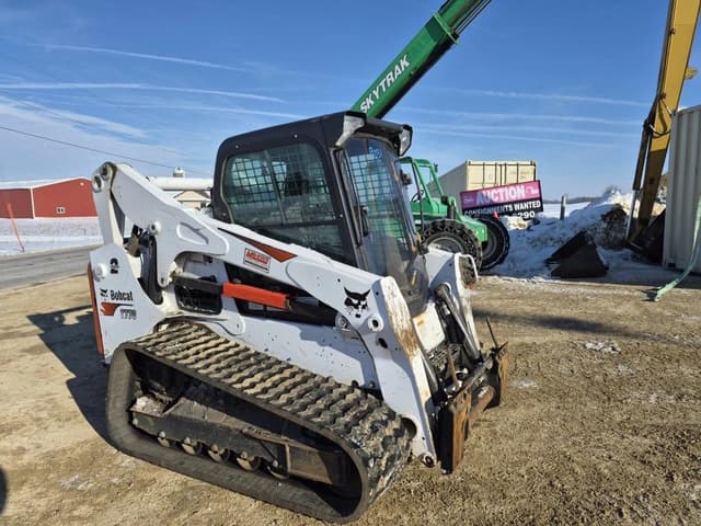 Image of Bobcat T770 equipment image 3