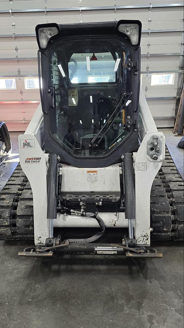 Image of Bobcat T770 equipment image 2