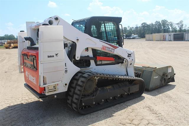 Image of Bobcat T770 equipment image 2