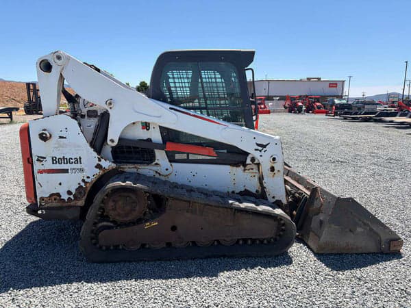 Image of Bobcat T770 equipment image 1