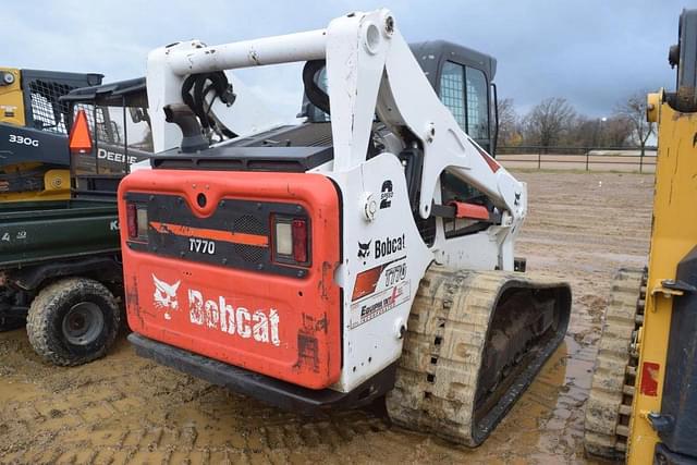 Image of Bobcat T770 equipment image 2