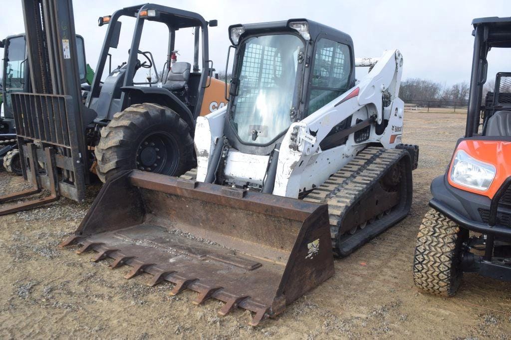 Main image Bobcat T770