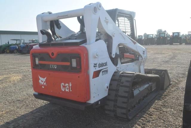Image of Bobcat T770 equipment image 2