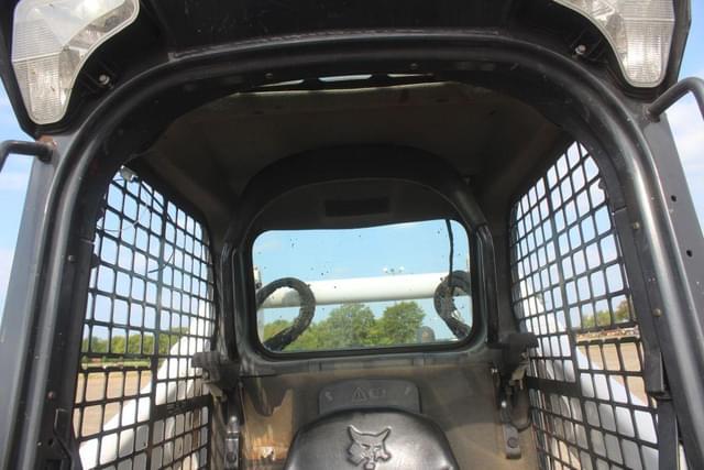 Image of Bobcat T770 equipment image 4