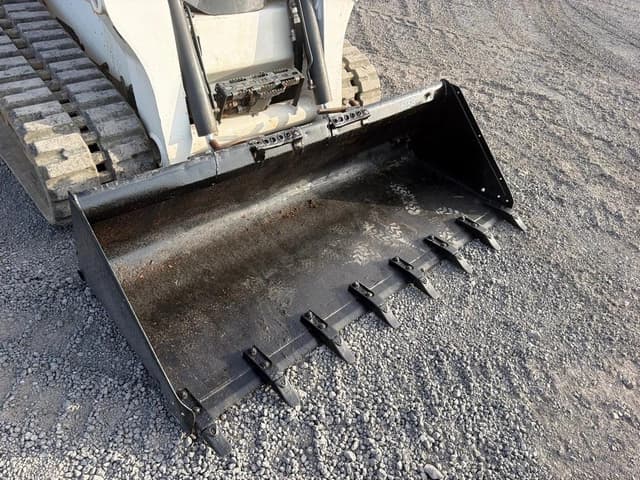 Image of Bobcat T770 equipment image 3
