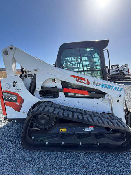 Image of Bobcat T770 equipment image 1