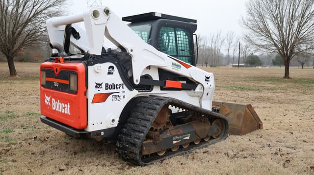 Image of Bobcat T870 equipment image 2