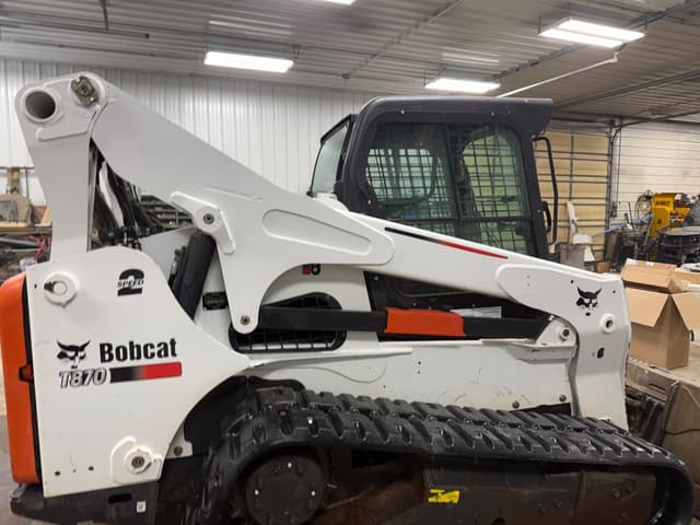 Image of Bobcat T870 equipment image 2