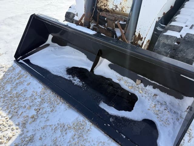Image of Bobcat T870 equipment image 2