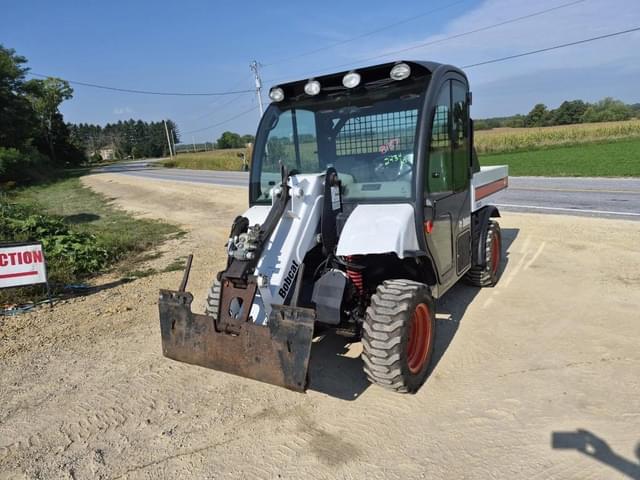 Image of Bobcat Toolcat 5600 equipment image 2