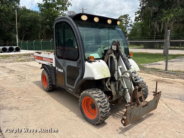 Image of Bobcat Toolcat 5600 equipment image 2