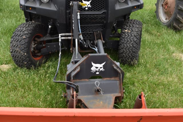 Image of Bobcat UV34 equipment image 4