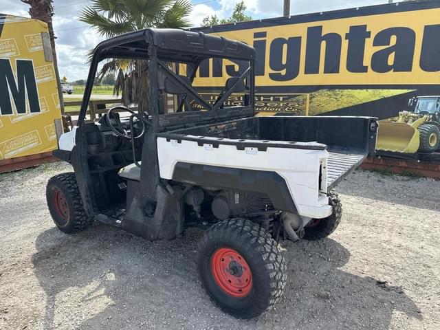 Image of Bobcat UV34 equipment image 1