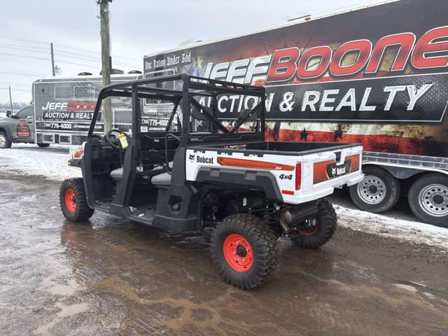 Image of Bobcat UV34XL equipment image 2