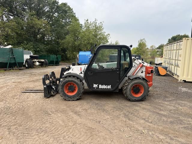 Image of Bobcat V417 equipment image 2